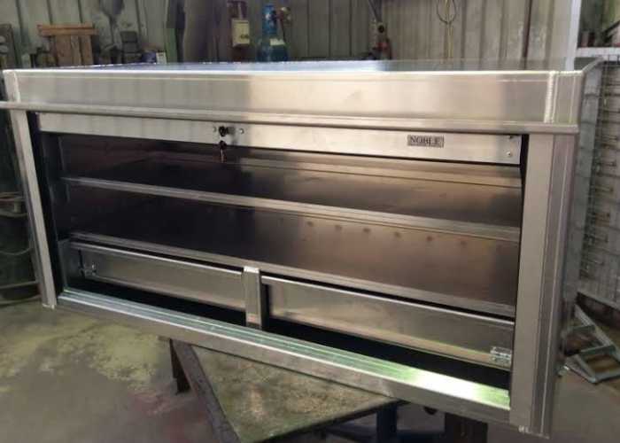 SLIDING FRONT TOOLBOX 1